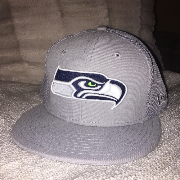 Other - NFL Seahawks gray hat sz 7.5 NWOT
